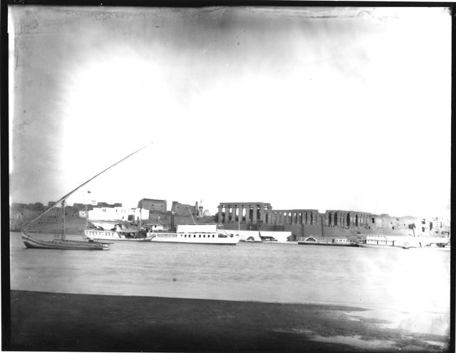 Simpson photo. unnumbered 6: Luxor. Temple.