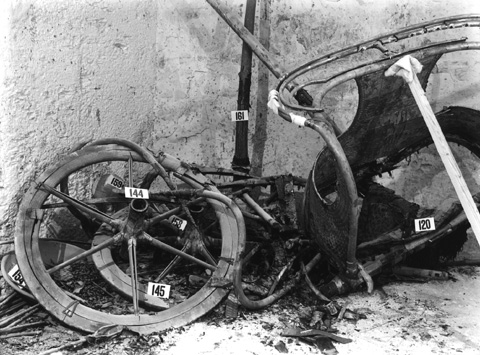 Burton photograph p0044 relating to Carter no. 135h