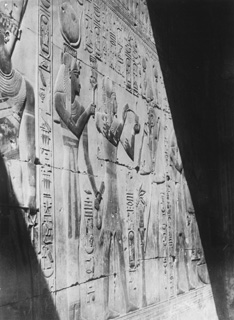 Beato, A., Abydos (c.1900
[In an album dated 1904.]) (Enlarged image size=37Kb)