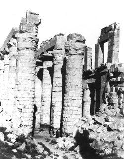 not known, Karnak (c.1890
[Estimated date.]) (Enlarged image size=47Kb)