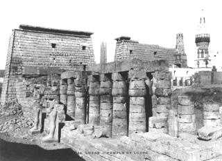 not known, Luxor (c.1890
[Estimated date.]) (Enlarged image size=38Kb)