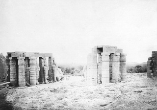 not known, The Theban west bank, the Ramesseum (c.1880
[Estimated date.]) (Enlarged image size=27Kb)