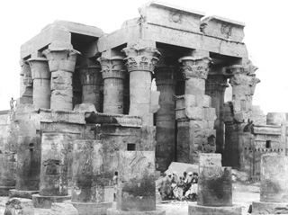 not known, Kom Ombo (c.1890
[Estimated date.]) (Enlarged image size=38Kb)