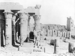 Beato, A., Kom Ombo (c.1890
[Estimated date.]) (Enlarged image size=33Kb)