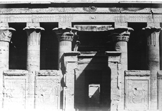 not known, Edfu (before 1872
[In an album dated 1871-2.]) (Enlarged image size=37Kb)