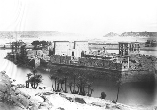 Beato, A., Philae (c.1900
[Gr. Inst. 4171 in an album dated 1904.]) (Enlarged image size=31Kb)