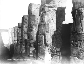 not known, Abydos (c.1880
[Estimated date.]) (Enlarged image size=36Kb)