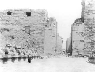 Beato, A., Karnak (c.1900
[In an album dated 1904.]) (Enlarged image size=33Kb)