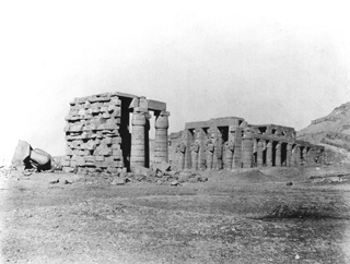 Beato, A., The Theban west bank, the Ramesseum (c.1900
[Gr. Inst. 4159 in an album dated 1904.]) (Enlarged image size=32Kb)