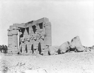 Beato, A., The Theban west bank, the Ramesseum (c.1900
[Gr. Inst. 4160 in an album dated 1904.]) (Enlarged image size=30Kb)