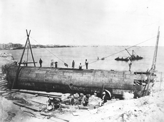 Borgiotti (probably), Alexandria (1877
[The London obelisk removed in 1877-8.]) (Enlarged image size=33Kb)