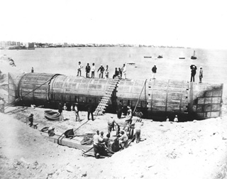 Borgiotti, Alexandria (1877
[The London obelisk removed in 1877-8.]) (Enlarged image size=34Kb)