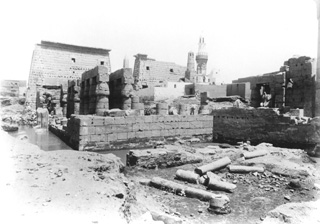 Beato, A., Luxor (c.1890
[Estimated date.]) (Enlarged image size=34Kb)