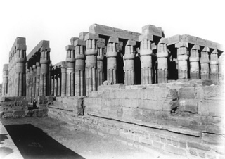 Beato, A., Luxor (c.1890
[Estimated date.]) (Enlarged image size=32Kb)