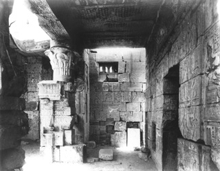 Sebah, J. P., The Theban west bank, Deir el-Medina (c.1890
[Estimated date.]) (Enlarged image size=40Kb)
