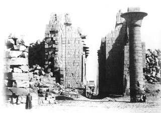 Beato, A., Karnak (c.1890
[Estimated date.]) (Enlarged image size=35Kb)