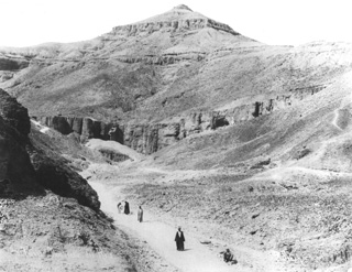 Sebah, J. P., The Theban west bank, the Valley of the Kings (c.1895
[Estimated date.]) (Enlarged image size=42Kb)