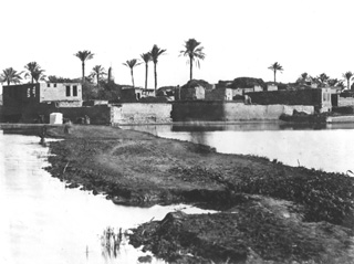 not known, Egyptian countryside (before 1876
[In an album dated 1876.]) (Enlarged image size=32Kb)