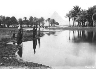 Sebah, J. P., Giza (before 1874
[Taken at the same time as Gr. Inst. 3345.]) (Enlarged image size=30Kb)