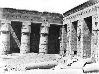 Sebah, J. P., The Theban west bank, Medinet Habu (before 1874
[Similar to Gr. Inst. 3370.]) (Enlarged image size=43Kb)